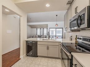 17490  Meandering Way  1709, Dallas Texas 75252