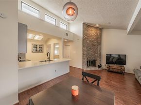 17490  Meandering Way  1709, Dallas Texas 75252