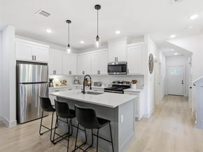4621  Mccart Avenue , Fort Worth Texas 76115