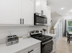 4621  Mccart Avenue , Fort Worth Texas 76115