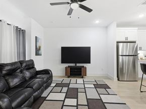 4621  Mccart Avenue , Fort Worth Texas 76115