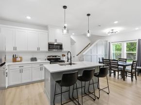 4621  Mccart Avenue , Fort Worth Texas 76115
