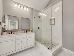 4009  Eisenhower Street , Carrollton Texas 75007
