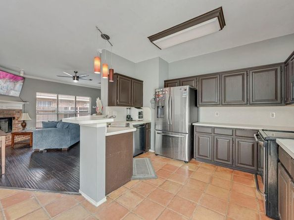4009  Eisenhower Street , Carrollton Texas 75007