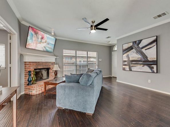 4009  Eisenhower Street , Carrollton Texas 75007