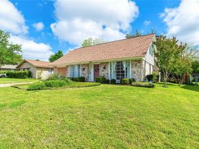1220  Farnham Court E, Irving Texas 75062