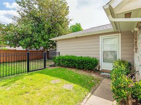 1220  Farnham Court E, Irving Texas 75062