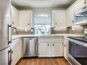 3918  Holland Avenue  110, Dallas Texas 75219