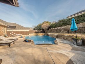 5021  Valleyside Drive , Fort Worth Texas 76123