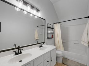7722  Labrador Drive , Arlington Texas 76002