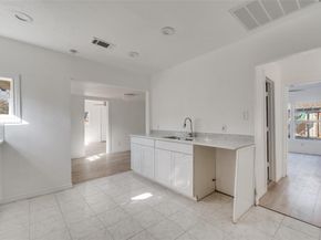 1559 E Ohio Avenue , Dallas Texas 75216