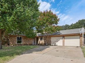 2417  Meadow Court , Bedford Texas 76021