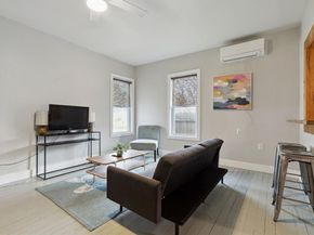 5346  Ash Lane , Dallas Texas 75223