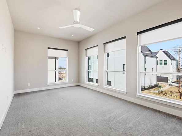 129  Garden Court E, Arlington Texas 76013