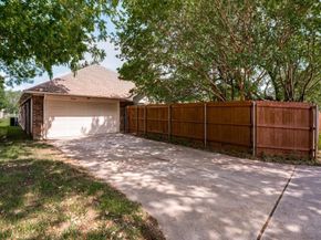3303  Greenglen Circle , Carrollton Texas 75007