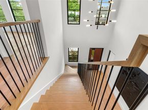 741  Edgefield Road , Fort Worth Texas 76107