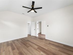 2434  Iroquois Street , Dallas Texas 75212