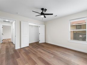 2434  Iroquois Street , Dallas Texas 75212