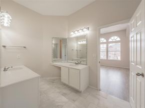 5786  Walnut Creek Drive , Fort Worth Texas 76137