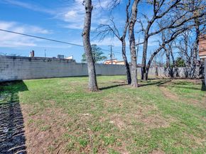 821  Timberoaks Drive , Azle Texas 76020
