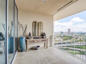 1717  Arts Plaza  1808, Dallas Texas 75201