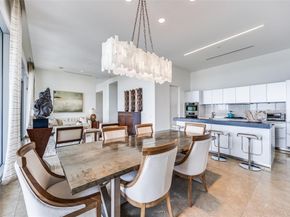 1717  Arts Plaza  1808, Dallas Texas 75201