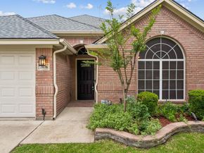 2676  Bent Tree Drive , Hurst Texas 76054