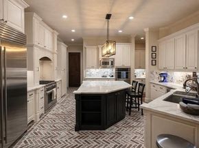 6428  Lavendale Avenue , Dallas Texas 75230