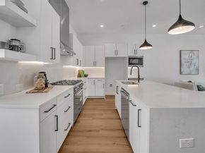 3612  San Jacinto   107, Dallas Texas 75204