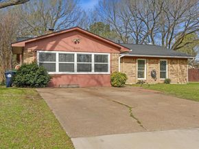 2529  Freedom Lane , Denton Texas 76209