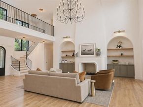 5510  Del Roy Drive , Dallas Texas 75230