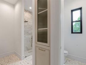 5510  Del Roy Drive , Dallas Texas 75230