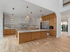 5510  Del Roy Drive , Dallas Texas 75230