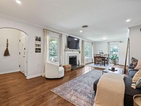 2801  5th Avenue , Fort Worth Texas 76110