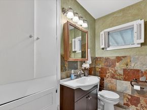 1603  William Brewster Street , Irving Texas 75061