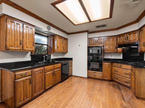 1014  Kingston Drive , Mansfield Texas 76063