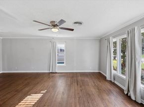 4301  Valentine Street , Fort Worth Texas 76107