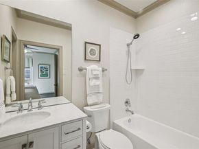 2705  Welborn Street , Dallas Texas 75219