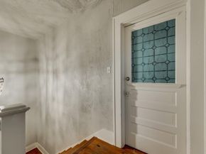 5833  Velasco Avenue , Dallas Texas 75206