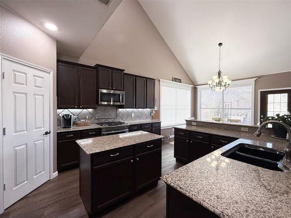 2405  Glenhaven Drive , Corinth Texas 76210