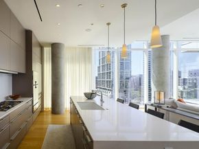 1747  Leonard Street  1102, Dallas Texas 75201