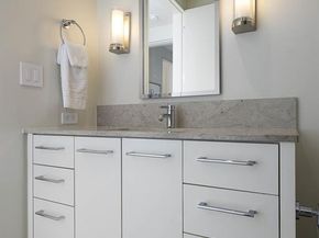 1747  Leonard Street  1102, Dallas Texas 75201