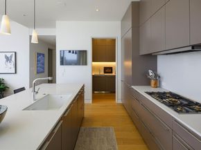 1747  Leonard Street  1102, Dallas Texas 75201