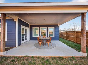 1913 E Myrtle Street , Fort Worth Texas 76104