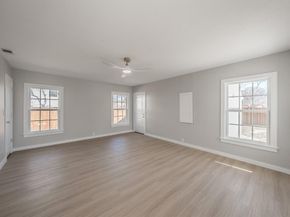 100  Crestwood Drive , Fort Worth Texas 76107