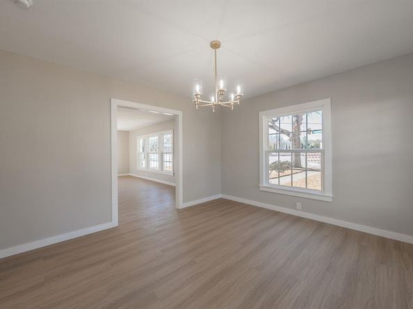 100  Crestwood Drive , Fort Worth Texas 76107