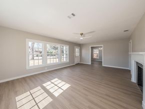 100  Crestwood Drive , Fort Worth Texas 76107