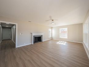 100  Crestwood Drive , Fort Worth Texas 76107