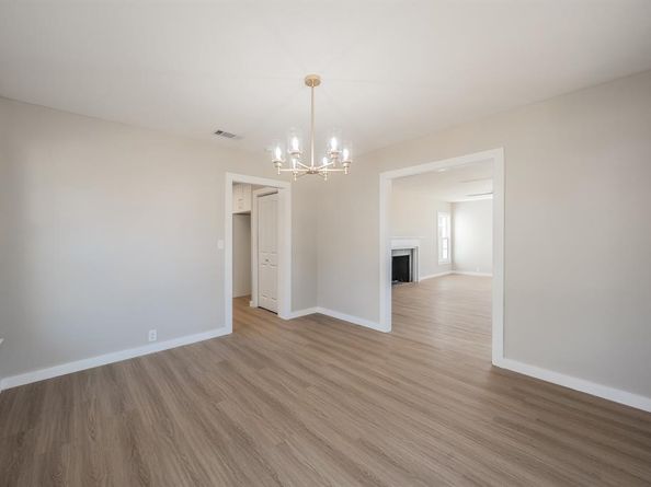 100  Crestwood Drive , Fort Worth Texas 76107