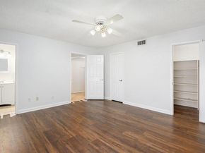 1934  Lost Creek Drive , Arlington Texas 76006